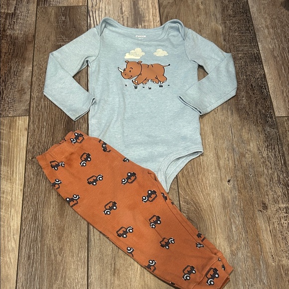 Pekkle Rhino 🦏 Matching Set Size 24 Months - Picture 1 of 8